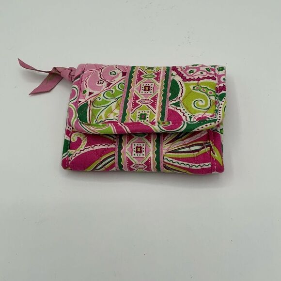 Vera Bradley Pinwheel Pink Wallet Tri Fold Green - Picture 1 of 5